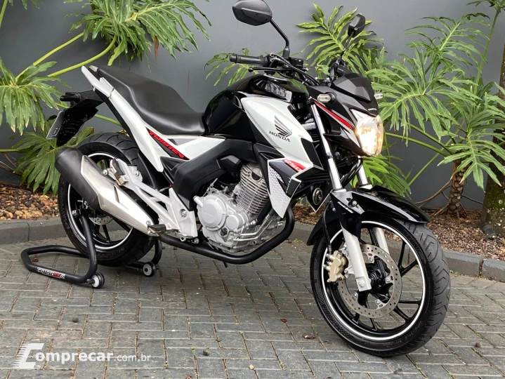CB 250F TWISTER