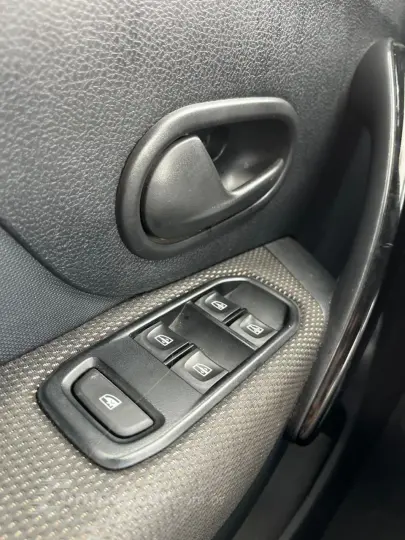 LOGAN 1.0 12V ZEN TOTALFLEX