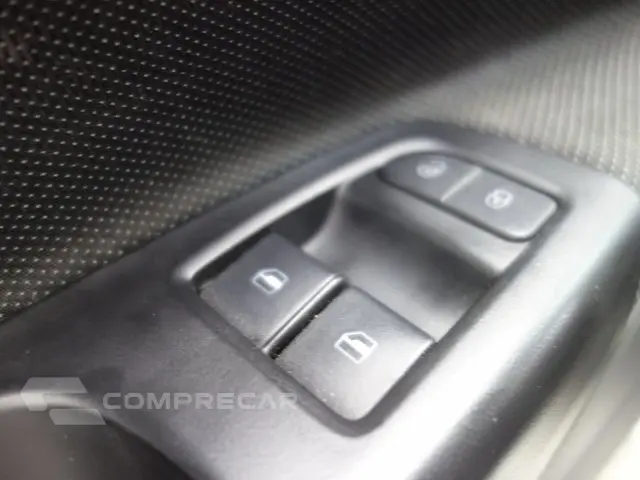 VOYAGE - 1.0 12V MPI TOTAL 4P MANUAL