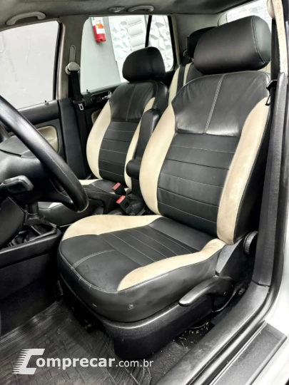 GOLF 1.6 MI Sportline 8V