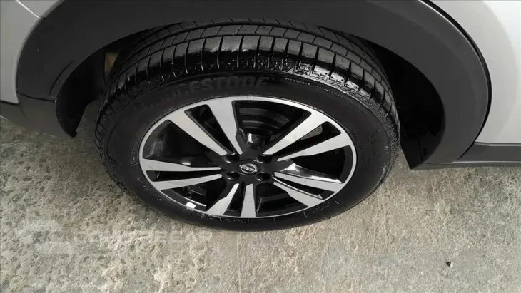 KICKS PLAY 1.6 16V FLEXSTART SENSE XTRONIC