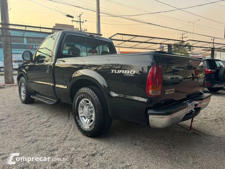F-250 3.9 XLT 4X2 CS