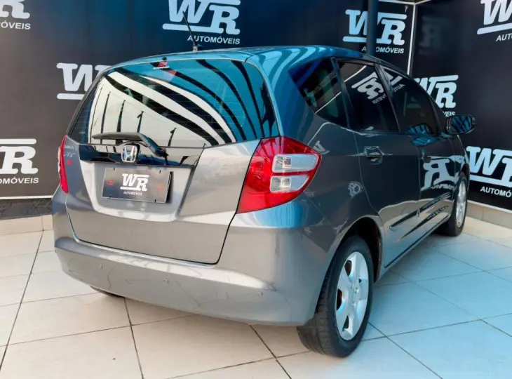 FIT 1.4 LX 16V