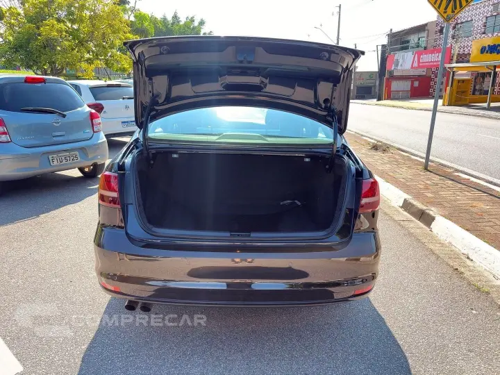 JETTA 1.4 16V TSI TRENDLINE GASOLINA 4P TIPTRONIC