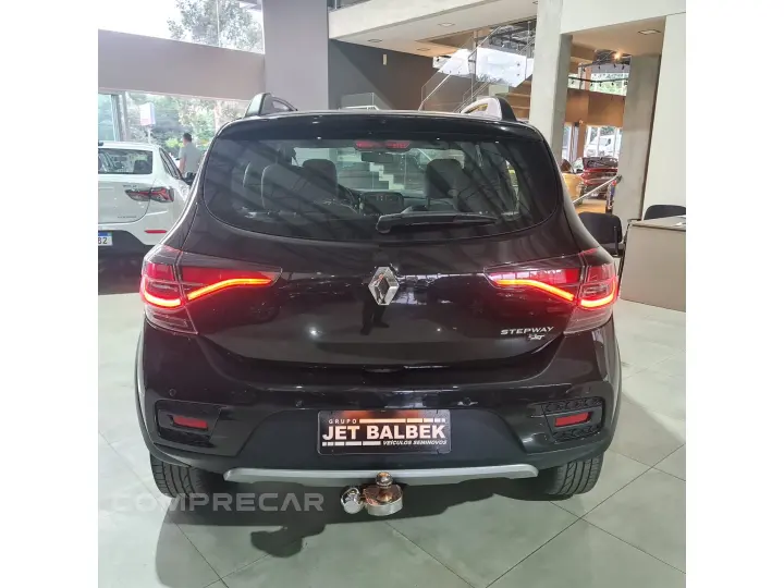 SANDERO 1.6 16V SCE FLEX STEPWAY ICONIC X-TRONIC