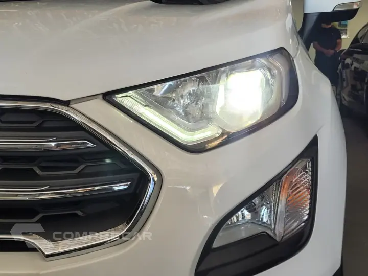 EcoSport TITANIUM 1.5 12V Flex 5p Aut.