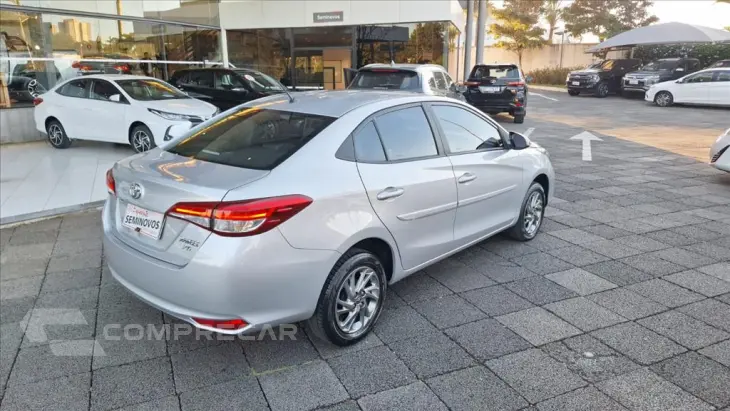 YARIS 1.5 16V FLEX SEDAN XS MULTIDRIVE