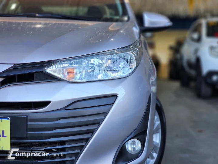 YARIS 1.5 16V Sedan XL
