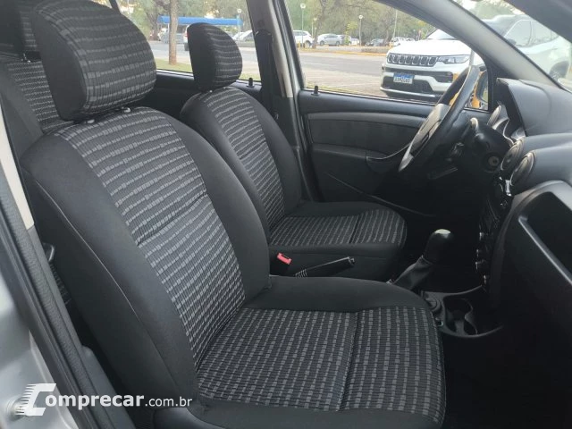 SANDERO - 1.6 EXPRESSION 8V 4P MANUAL