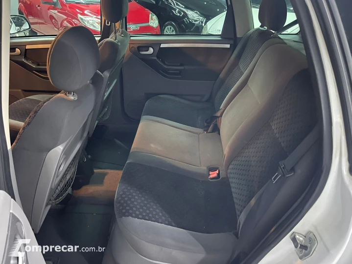 MERIVA 1.8 MPFI Premium 8V