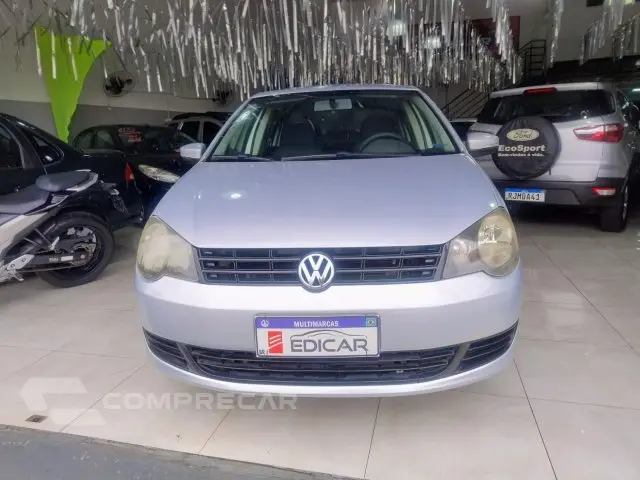 POLO SEDAN - 1.6 MI 8V 4P MANUAL
