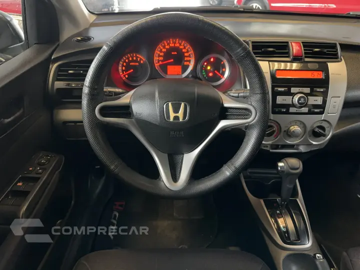 CITY 1.5 LX Sedan 16V