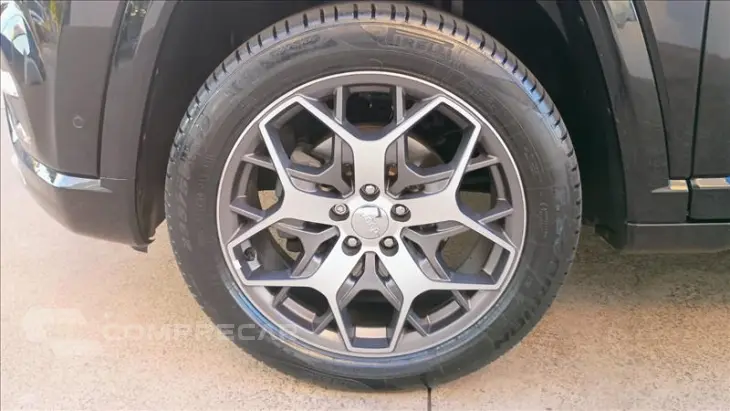 COMMANDER 1.3 T270 Turbo Overland