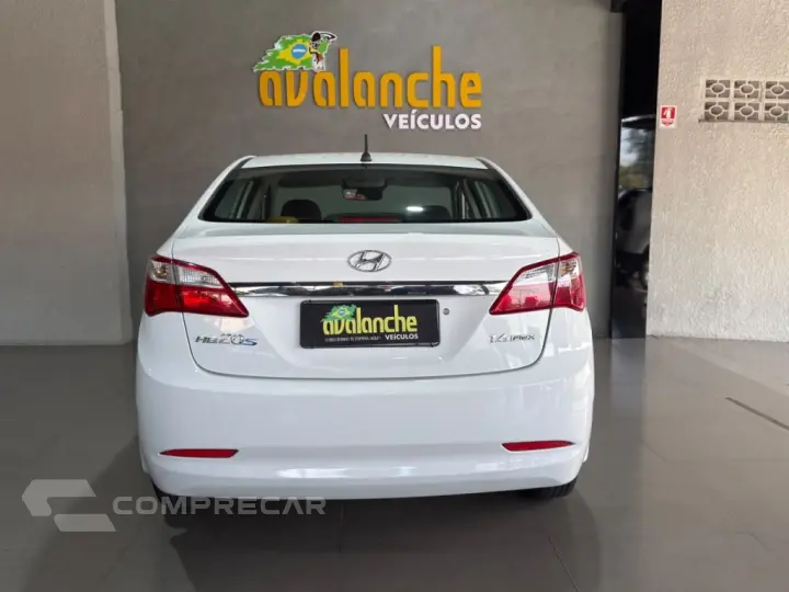 HB20S 1.6 COMFORT PLUS 16V FLEX 4P MANUAL