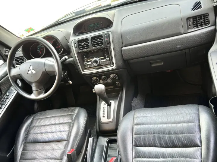 PAJERO TR4 2.0 4X2 16V 140CV FLEX 4P AUTOMÁTICO