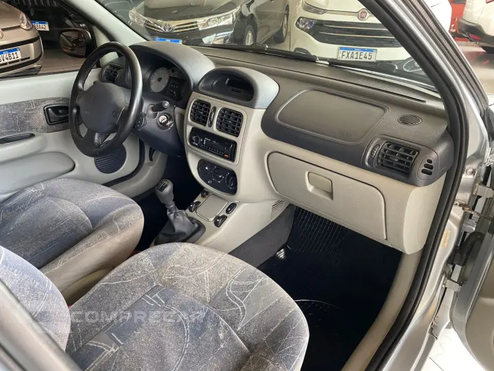 CLIO 1.6 Privilége Sedan 16V