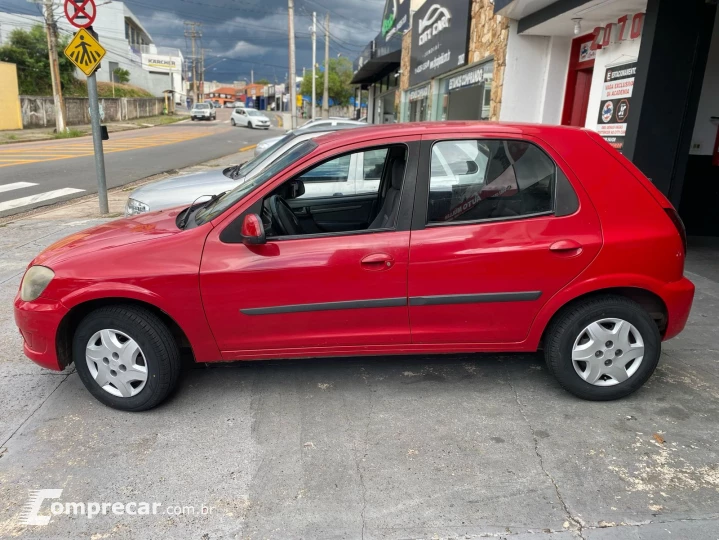 CELTA 1.0 MPFI LT 8V