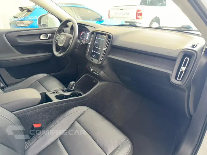 XC40 T4 2.0