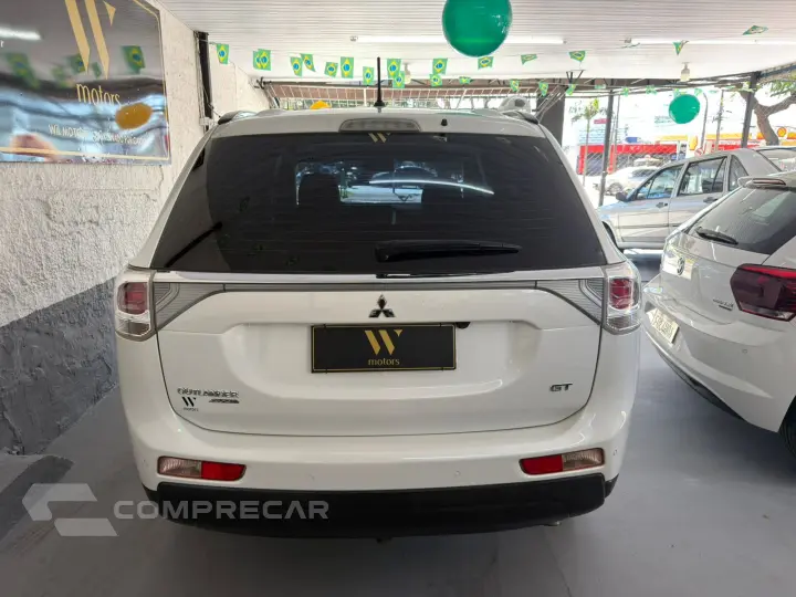 OUTLANDER 3.0 GT 4X4 V6 24V Nova