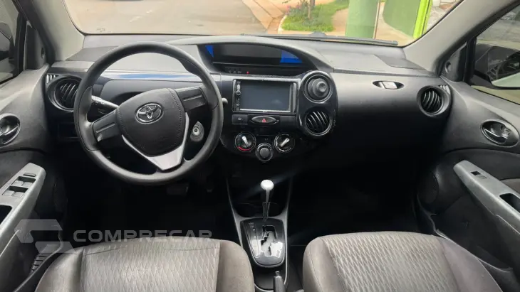 ETIOS 1.5 X Sedan 16V