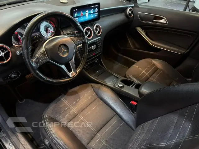 A 200 - 1.6 TURBO URBAN 16V 4P AUTOMÁTICO
