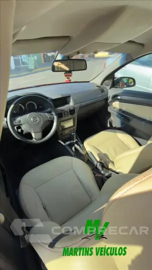 VECTRA 2.0 MPFI GT HATCH 8V FLEX 4P MANUAL