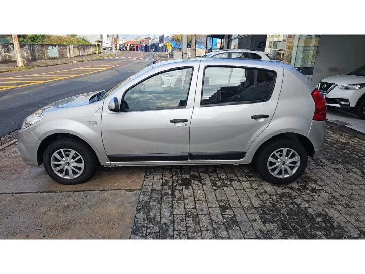 SANDERO 1.0 EXPRESSION 16V FLEX 4P MANUAL