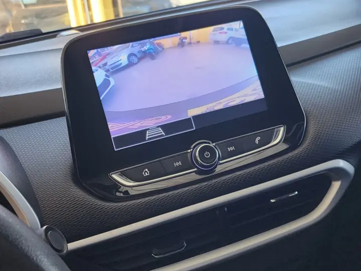 TRACKER LT 1.0 Turbo 12V Flex Aut.