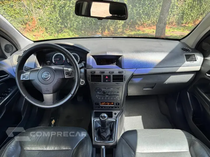 VECTRA 2.0 MPFI GT Hatch 8V