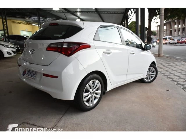HB20 - 1.0 COMFORT PLUS 12V 4P MANUAL