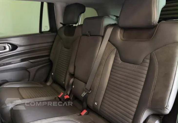 COMMANDER 1.3 T270 Turbo Limited