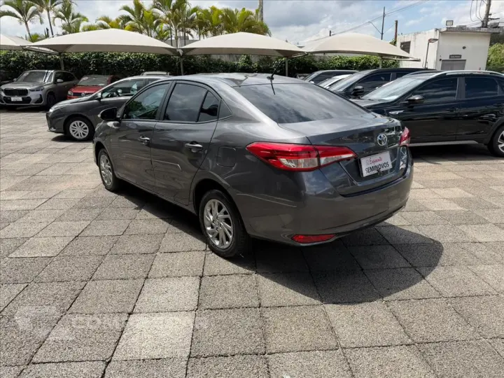 YARIS 1.5 16V FLEX SEDAN XS MULTIDRIVE