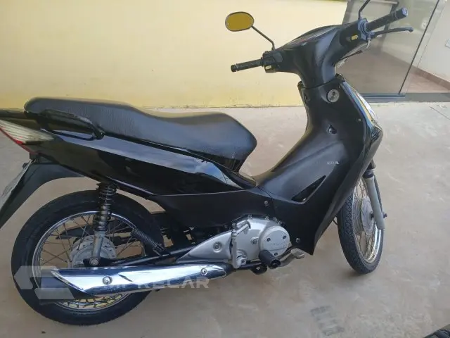 BIZ 125 ES - Utilitária