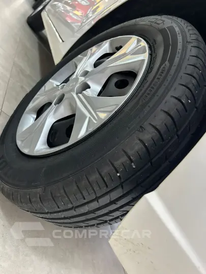 Polo Track 1.0 Flex 12V 5p