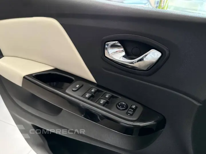 CAPTUR Intense 1.6 16V Flex 5p Aut.