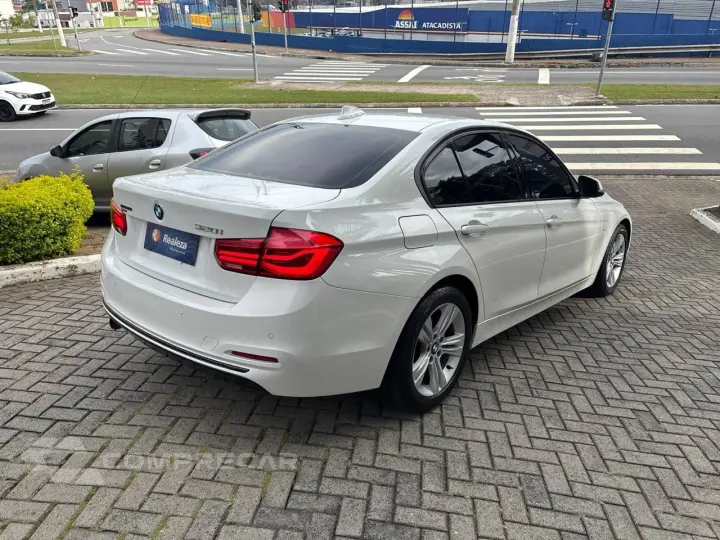 320iA 2.0 TB M Sport A.Flex/M.Sport 4p