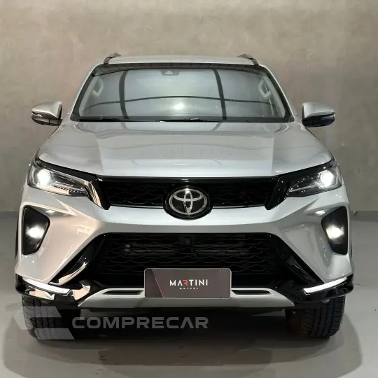 Hilux SW4 SRX Plat. 4x4 2.8 TB Die. Aut.