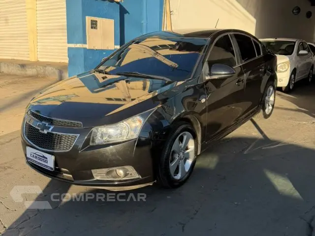 CRUZE SEDAN - 1.8 LT 16V 4P AUTOMÁTICO