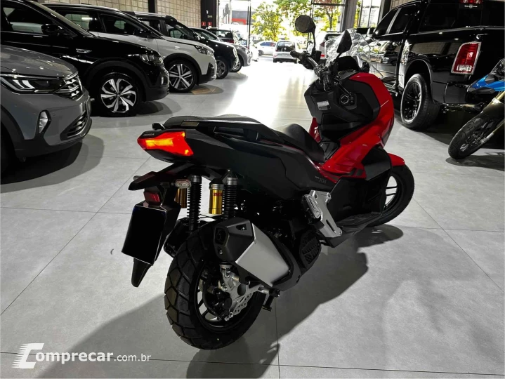 ADV 150