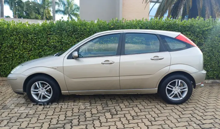 FOCUS 1.6 8V