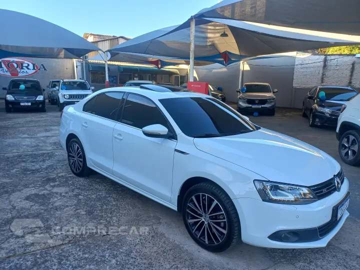 JETTA 2.0 TSI Highline 211cv