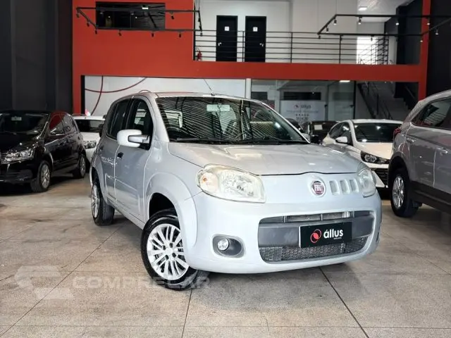 UNO - 1.0 VIVACE 8V 4P MANUAL