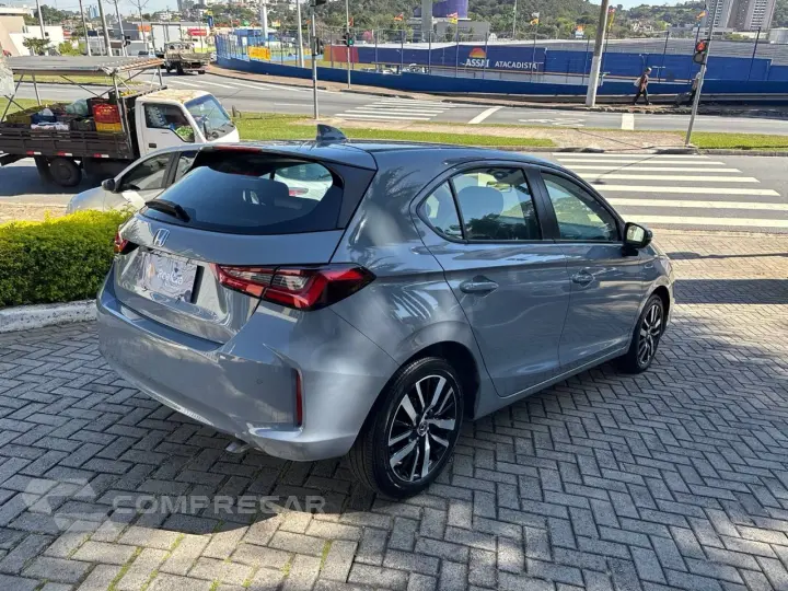 CITY Hatchback Touring 1.5 Flex 16V Aut