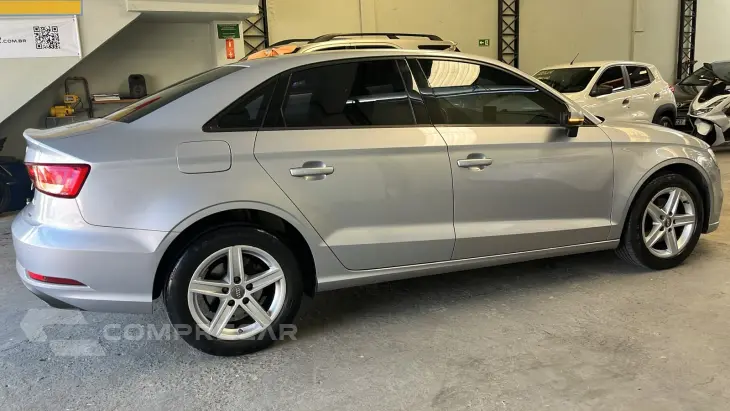 A3 1.4 TFSI Sedan Ambiente 16V