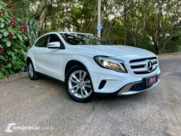 GLA 200 1.6 CGI ADVANCE 16V TURBO GASOLINA 4P AUT