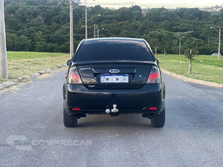 Fiesta Sedan 1.0 8V Flex 4p