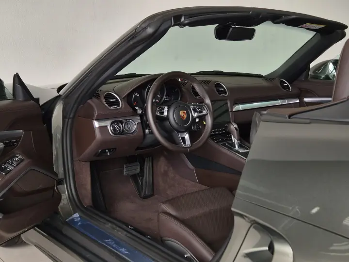 718 2.0 16V H4 Boxster PDK