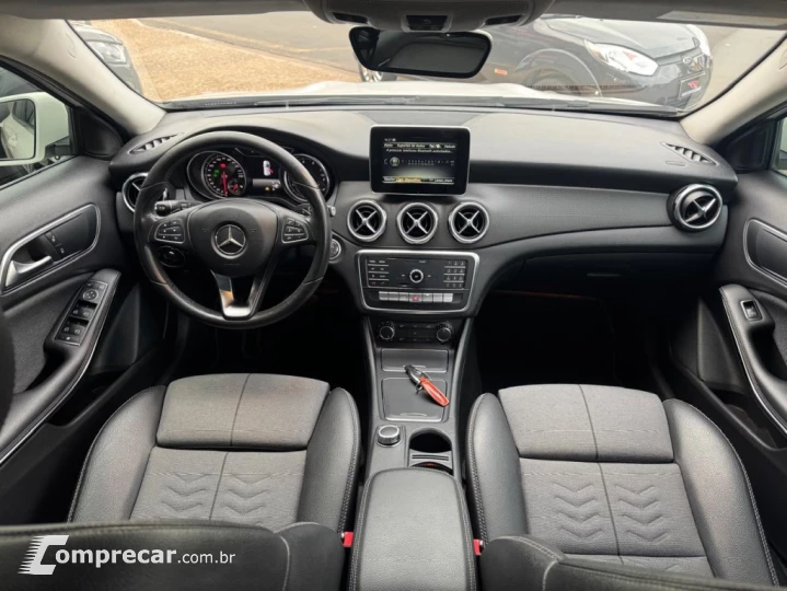 GLA 200 1.6 CGI FLEX STYLE 7G-DCT
