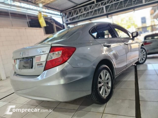 CIVIC - 2.0 LXR 16V 4P AUTOMÁTICO