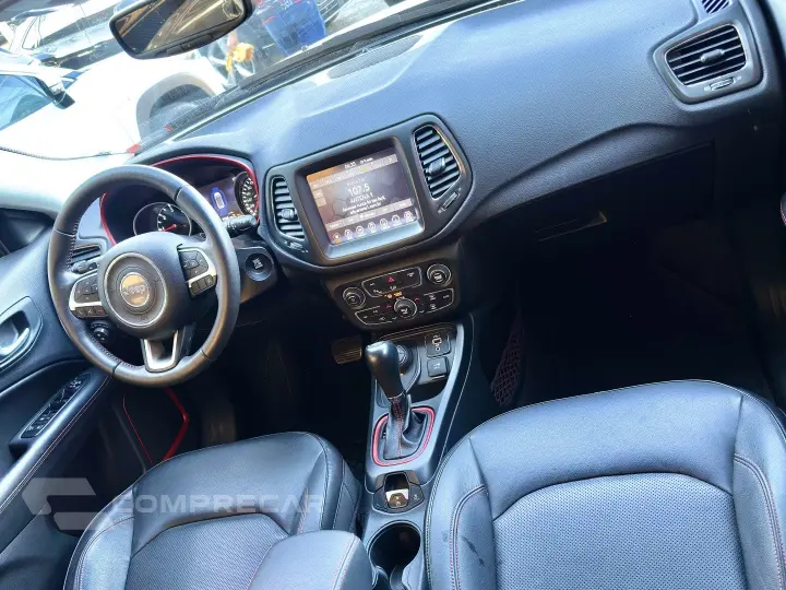 COMPASS 2.0 16V DIESEL TRAILHAWK 4X4 AUTOMÁTICO